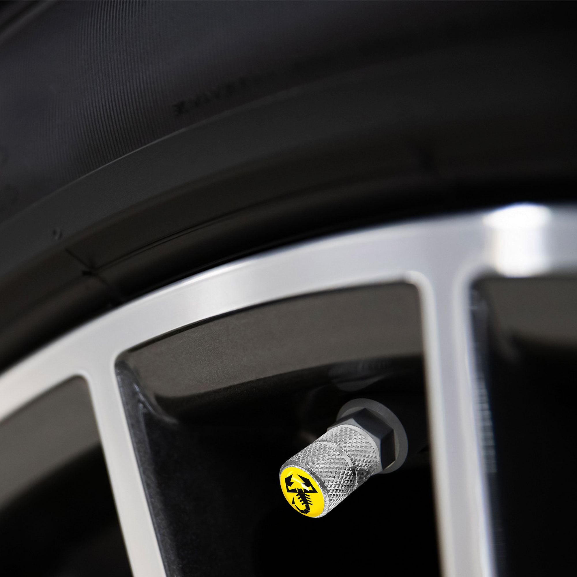 Tappi Cappucci Coprivalvole per Pneumatici Auto Abarth Universali, Scorpione Giallo, Set da 4 - immagine 4